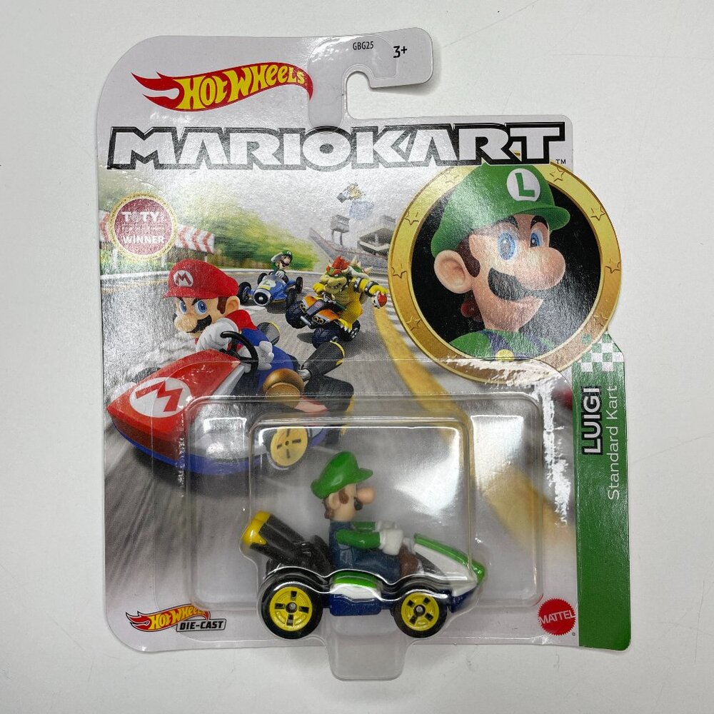Hot Wheels NWT MarioKart Luigi New In Box Super Mario Kart